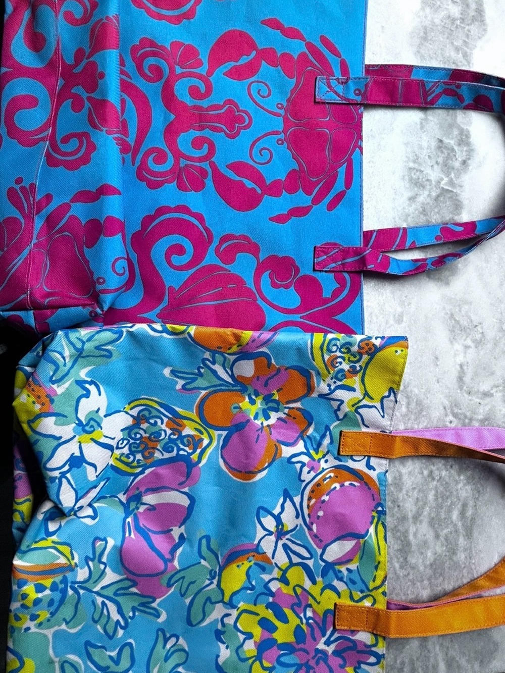 Set of 2 Lilly Pulitzer Blue & Magenta Floral and Shell Print Tote - Picture 2 of 7